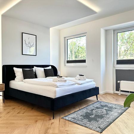 Modern Apartment - Fuer Freunde & Familien, Stadtnah, Parkplatz, E-Ladestation, Gitterbox Fuer Fahrraeder, Fitnessstudio, Digitale Gaestemappe Mit Restaurant- Und Unternehmenstipps Koblenz  Kültér fotó